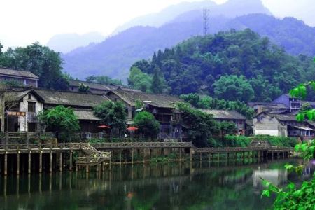 四川又一景区走红，百年古镇烟雨柳江，免费开放少有人知