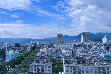 6月4号夜晚12点出生的女宝贝要如何起名字