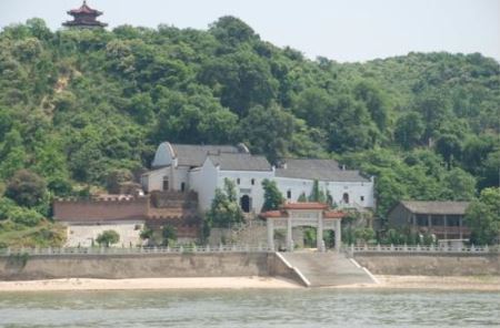 川岛芳子或诈死隐居长春