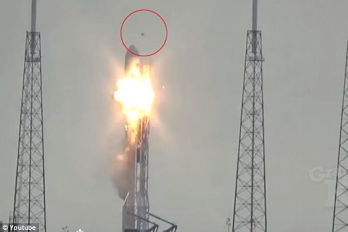 SpaceX猎鹰9号火箭爆炸 马斯克：不排除不明飞行物所为