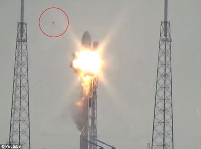 SpaceX猎鹰9号火箭爆炸 马斯克：不排除不明飞行物所为