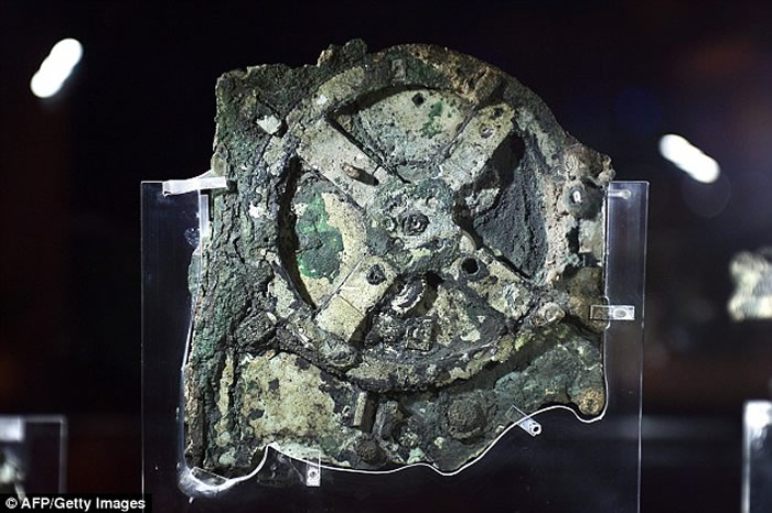 2千年前古希腊人的高科技：全球上首部“天文电脑”Antikythera Mechanism