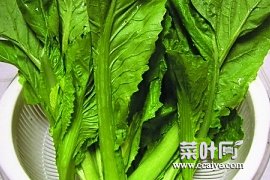 农村常见野菜芥菜有提高免疫能力、开胃、消肿的功效