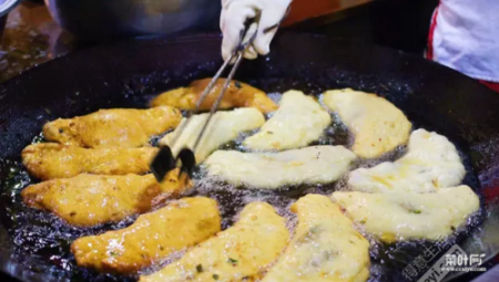 汉口月宫食堂鸡冠饺在哪里 真的好吃吗