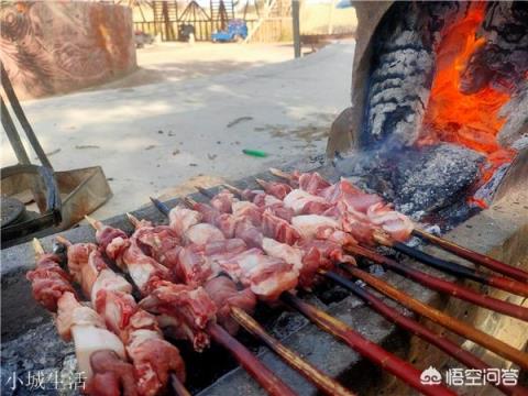 烤羊肉串是腌制的好吃，还是原味的好吃？