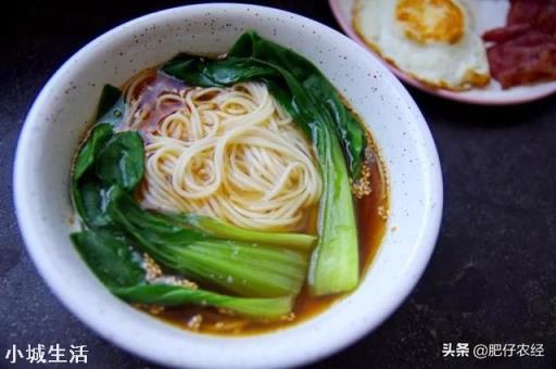 明日入伏，入伏吃什么好？农村俗语“头伏饺子二伏面”是啥道理？