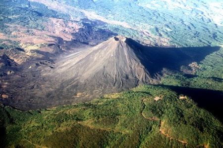 萨尔瓦多为什么是火山之国 萨尔瓦多为什么乱