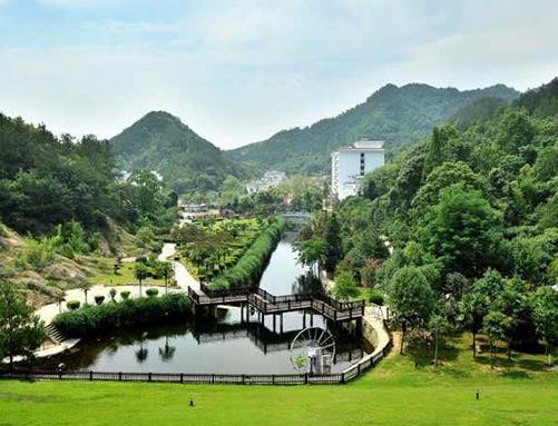 武汉十大冬季旅游好去处，东湖风景区、武汉市黄鹤楼公园资源丰富