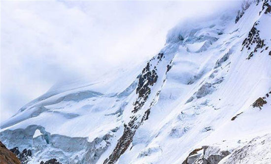 十大最美雪山-梅里雪山，藏传佛教的四大神山