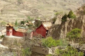 中国最大的悬空寺院 悬空寺有殿宇楼阁四十间