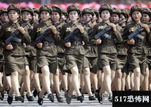 朝鲜女兵陪农民睡觉，只为了换五块钱一沓的丝袜