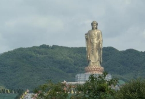 世界十大最高雕像排名，印度统一女神像、中国泉寺大佛吸引游客