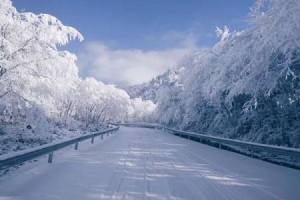 成都周边看雪的景点推荐