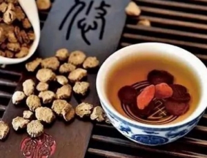 牛蒡茶一天喝多少片合适？牛蒡茶可以排湿气是真的吗