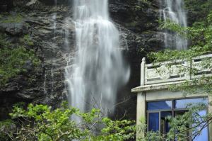 江西十大中秋旅游景点，江西秋天旅游必去十大景点