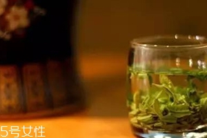 蒲公英和红茶能一起喝吗？混合起来功效多