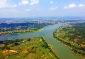 醇游南宁三江口，水天一色秋日美景