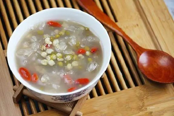 绿豆沙有豆腥味怎么办 绿豆沙放什么糖比较好